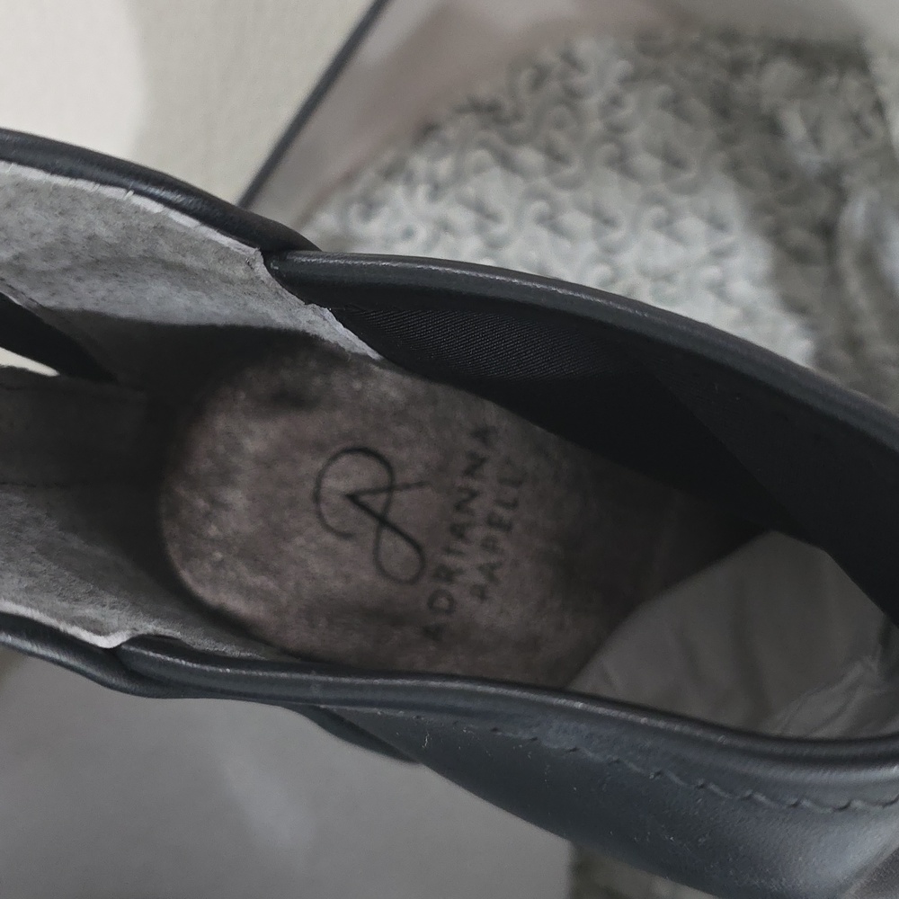 NWT Adrianna Papell Black Booties - Picture 5 of 9